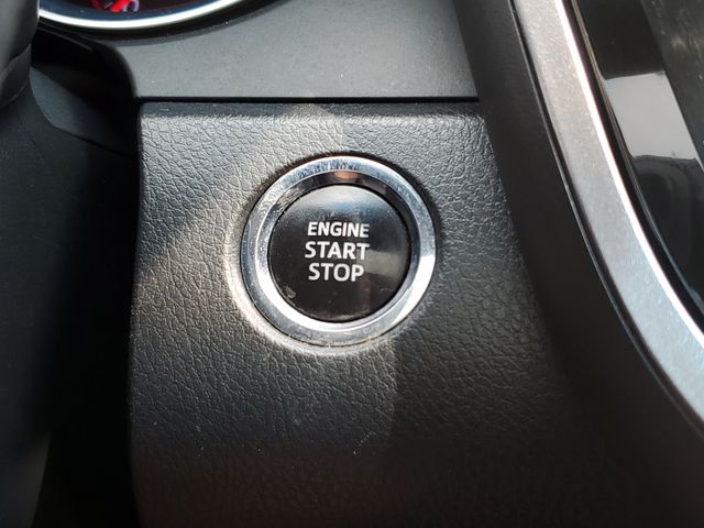 2019 Toyota Camry XSE - Photo 29
