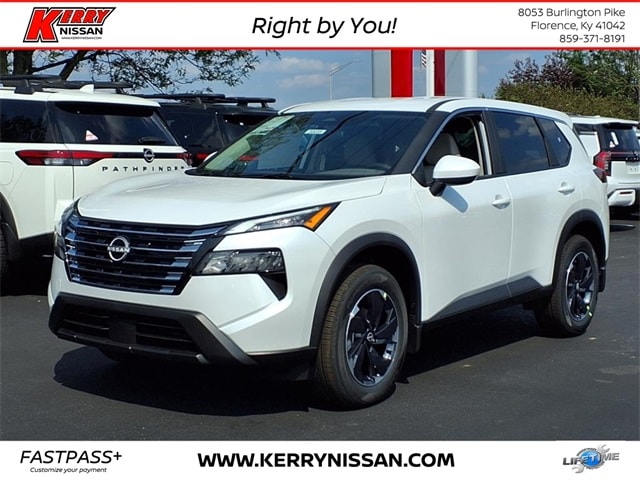 2025 Nissan Rogue SV's photo