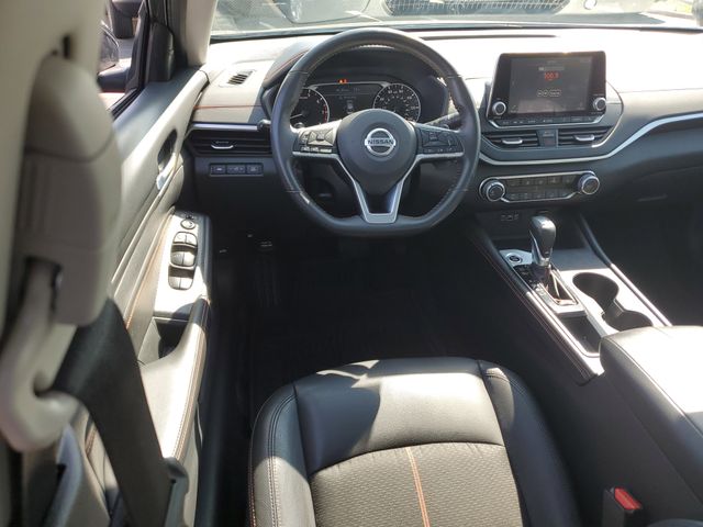 2022 Nissan Altima SR - Photo 11