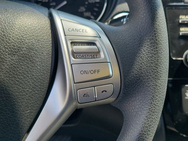 2015 Nissan Rogue SV - Photo 14