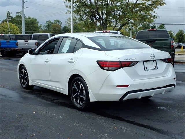 2024 Nissan Sentra SV photo 4