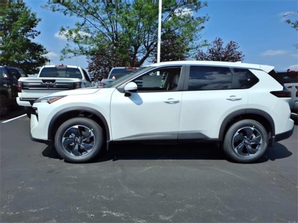 New 2025 Nissan Rogue SV SUV