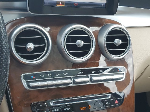 2018 Mercedes-Benz GLC GLC300 - Photo 29