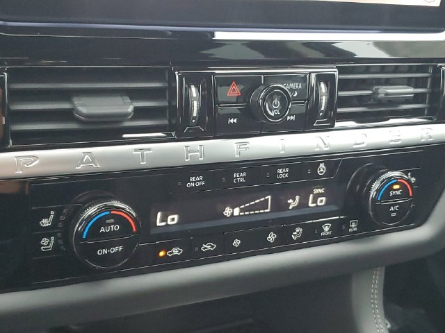 2026 Nissan Pathfinder Platinum - Photo 31