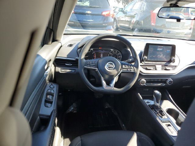 2022 Nissan Altima SV - Photo 13
