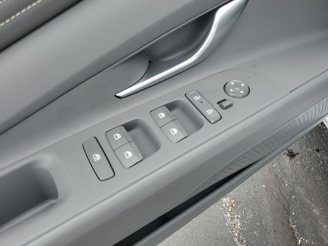 2024 Hyundai Elantra SEL - Photo 20