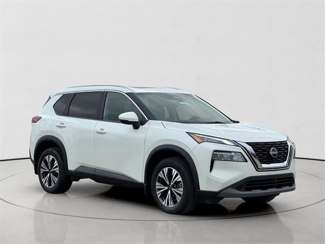 2023 Nissan Rogue SV's photo