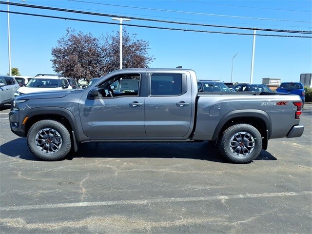 2026 Nissan Frontier PRO-4X photo 3