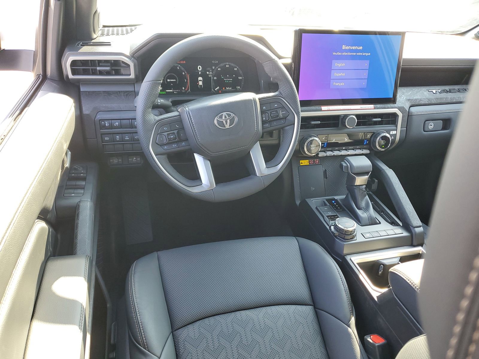 2026 Toyota Tacoma Limited - Photo 10