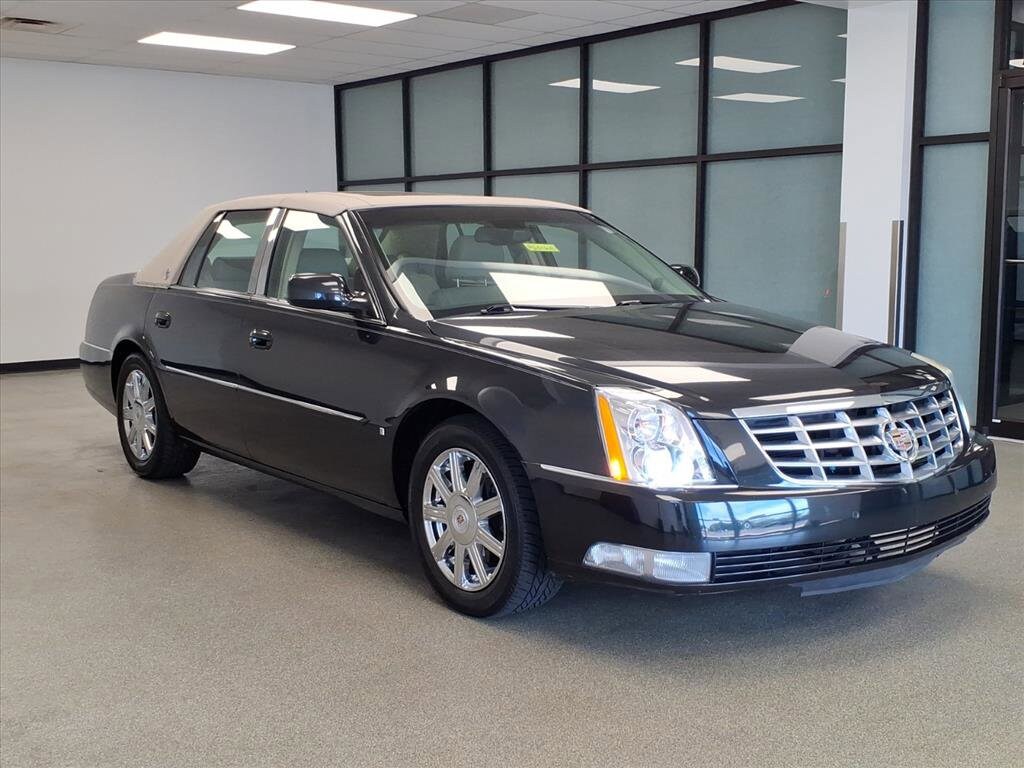 2008 Cadillac DTS photo 4