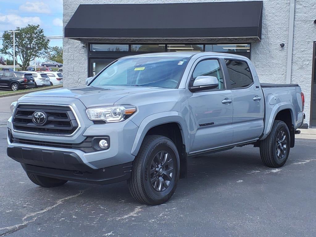 Used 2021 Toyota Tacoma SR5 with VIN 5TFAZ5CN8MX117370 for sale in Florence, KY