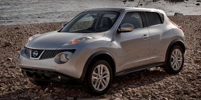 2011 Nissan JUKE SV's photo