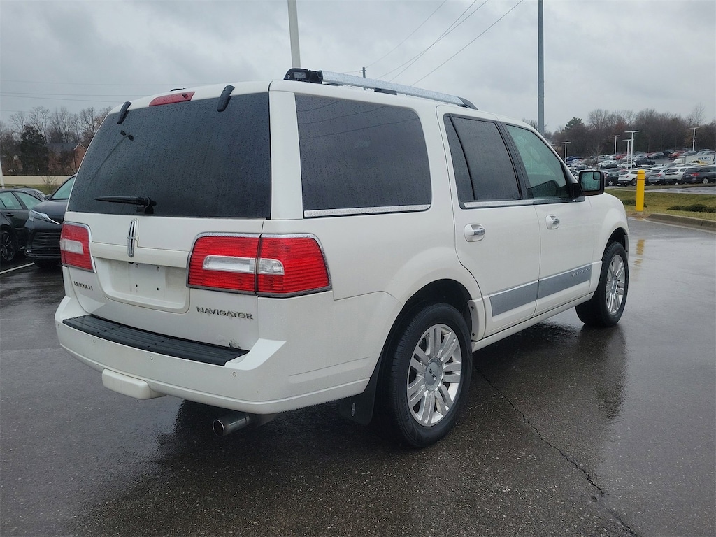 Used 2013 Lincoln Navigator Base SUV