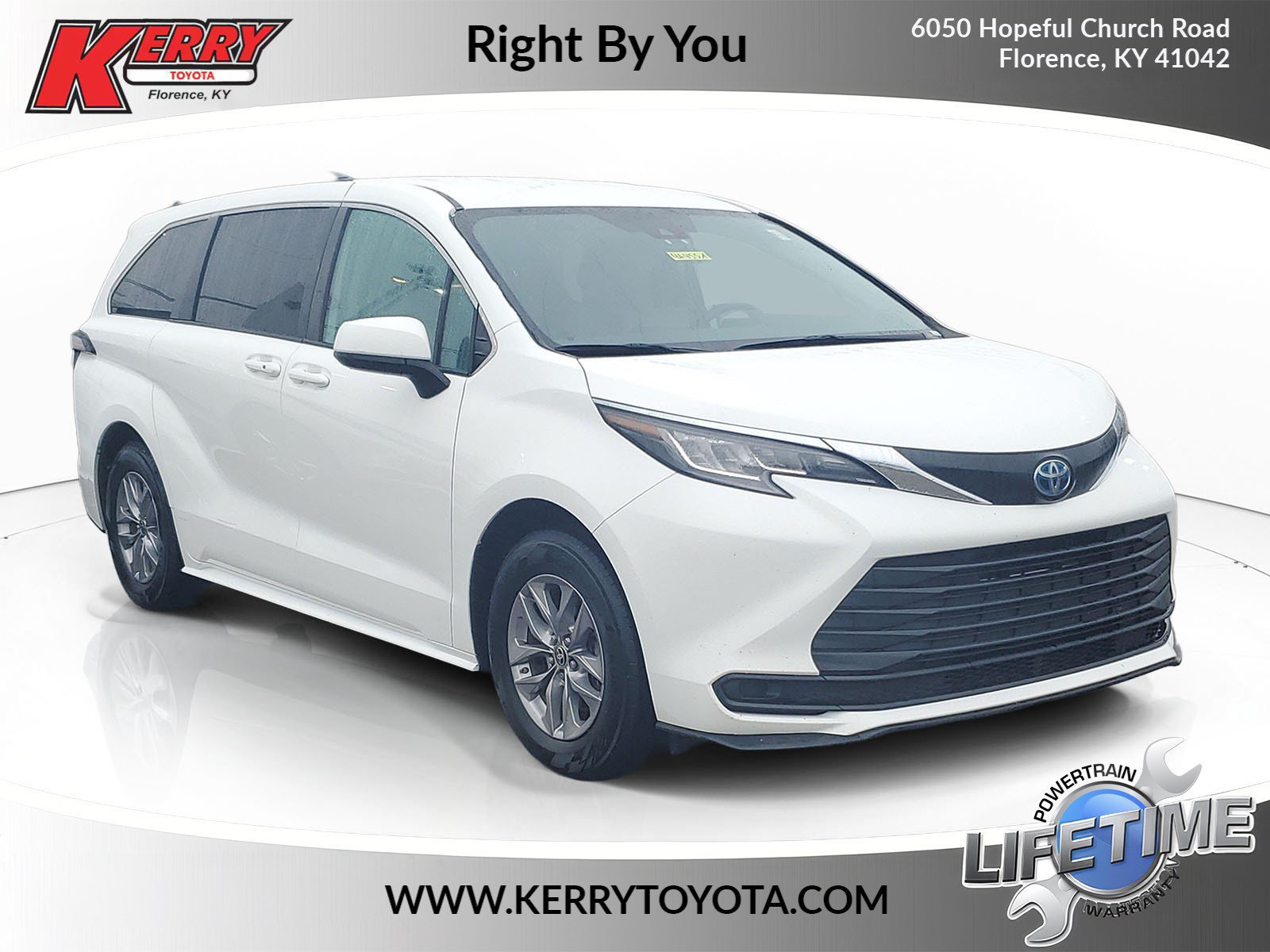 2022 Toyota Sienna LE