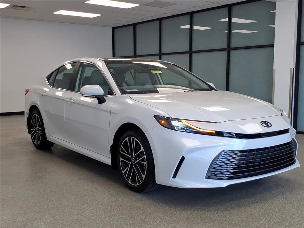 Used 2025 Toyota Camry XSE Sedan