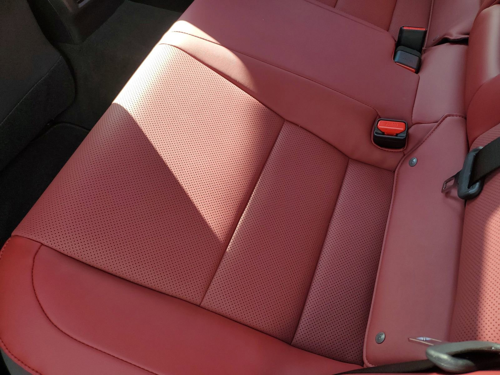 2025 Lexus IS 350 F SPORT DESIGN - Photo 14