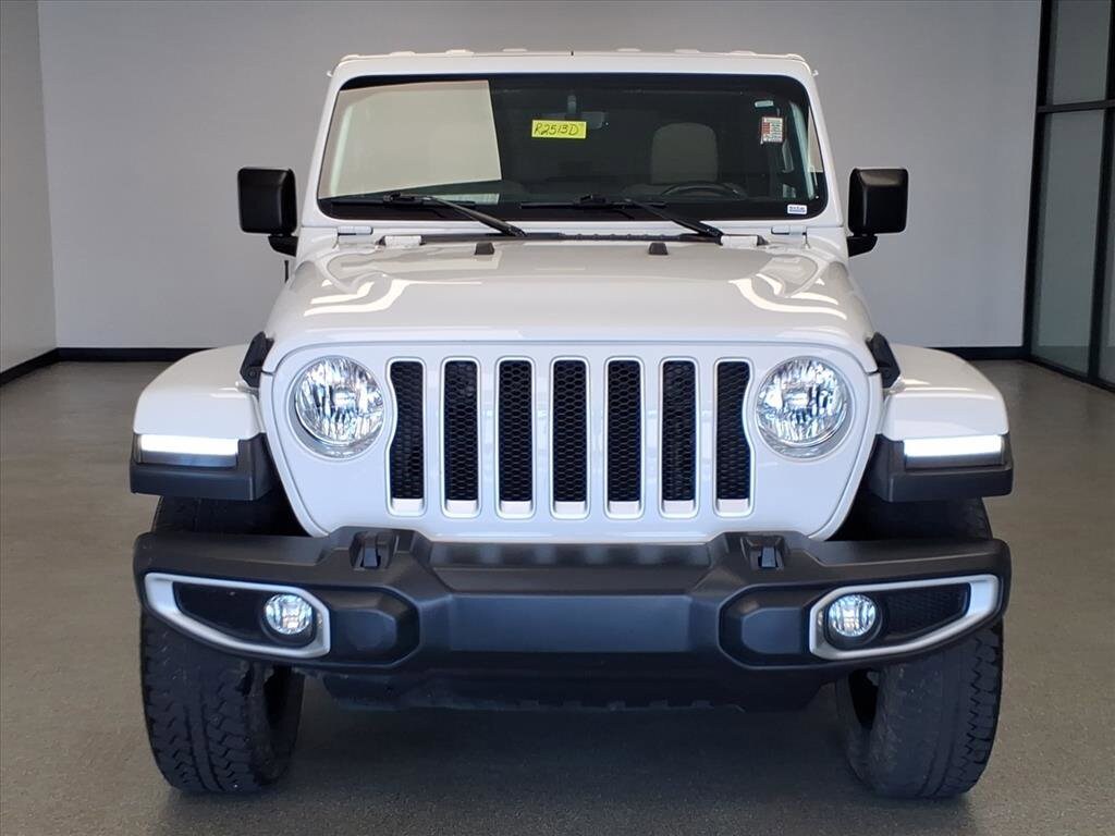 2020 Jeep Wrangler Unlimited Sahara photo 3