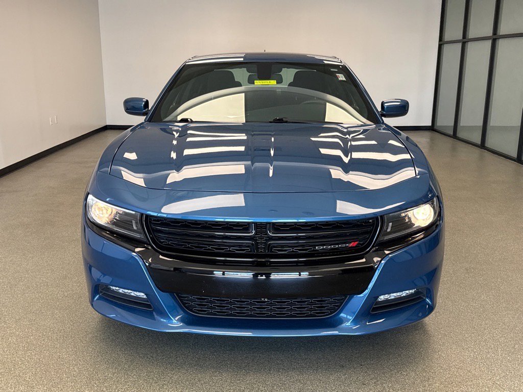 2022 Dodge Charger SXT photo 3