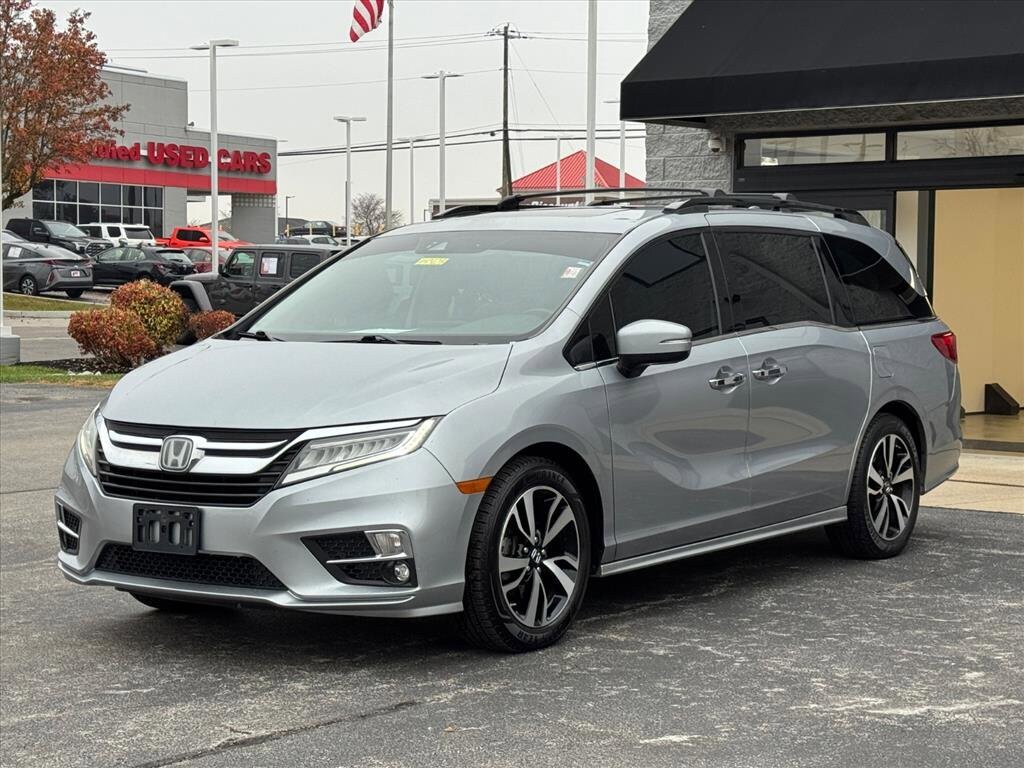 2019 Honda Odyssey Elite photo 2