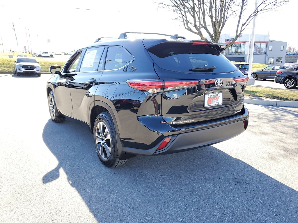 Certified 2023 Toyota Highlander XLE SUV