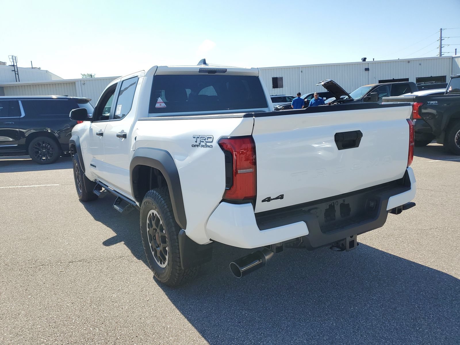2026 Toyota Tacoma TRD Off Road - Photo 3