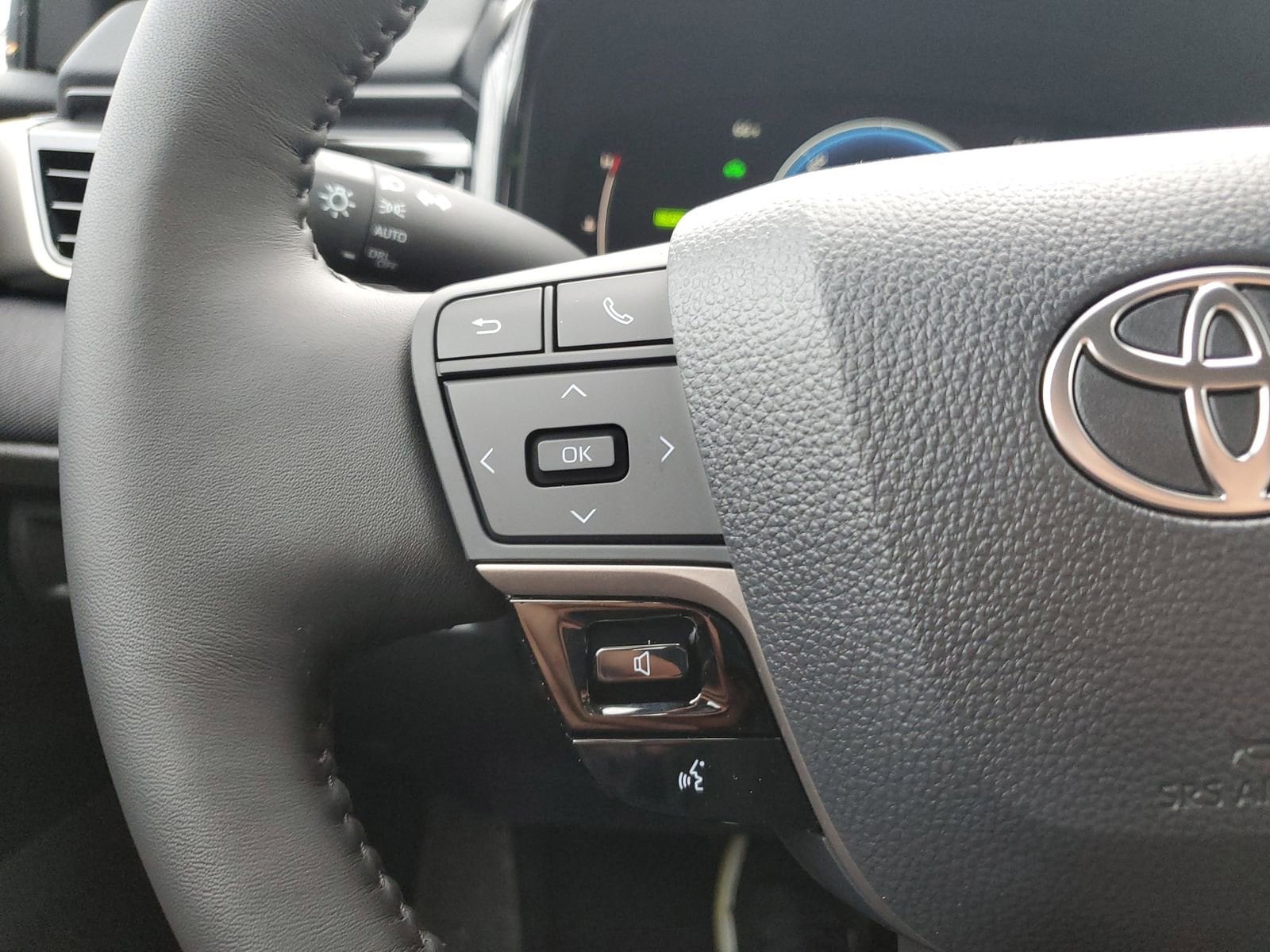 2026 Toyota Camry LE - Photo 23