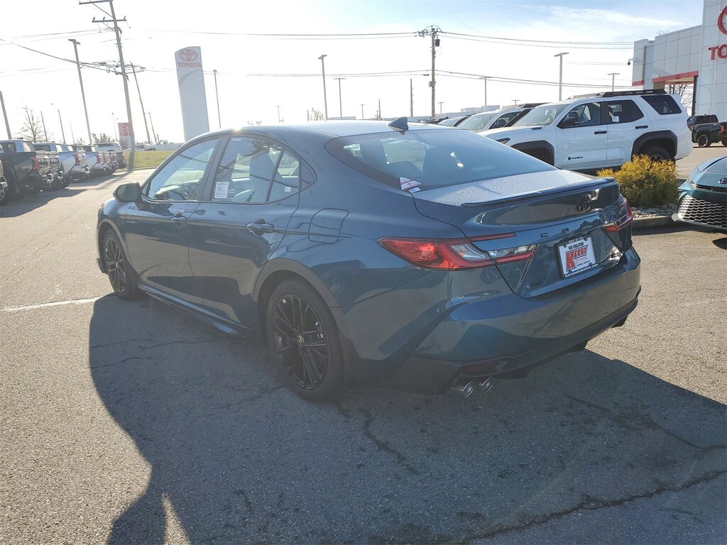 New 2026 Toyota Camry SE Sedan