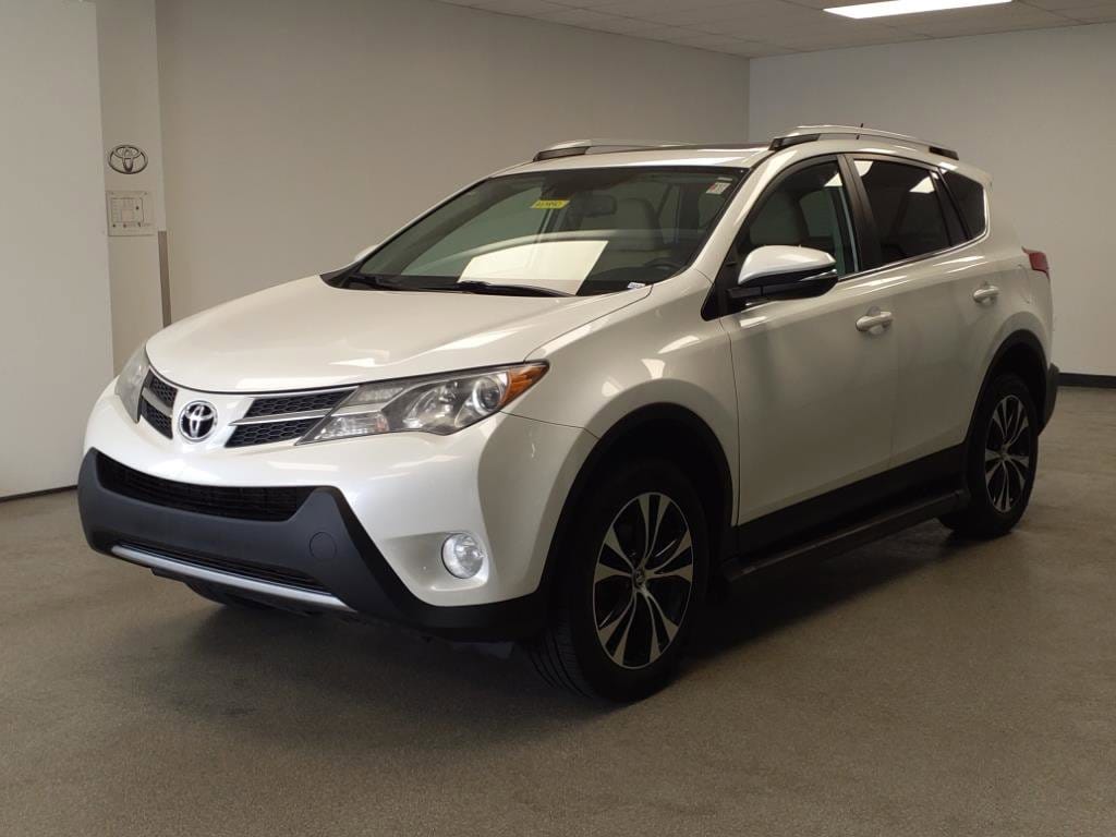 Used 2015 Toyota RAV4 Limited with VIN 2T3DFREV5FW252985 for sale in Florence, KY