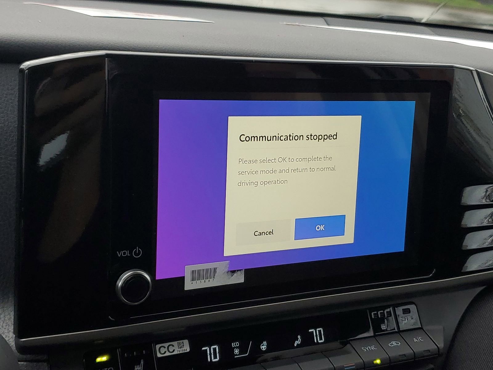 2026 Toyota Camry LE - Photo 27