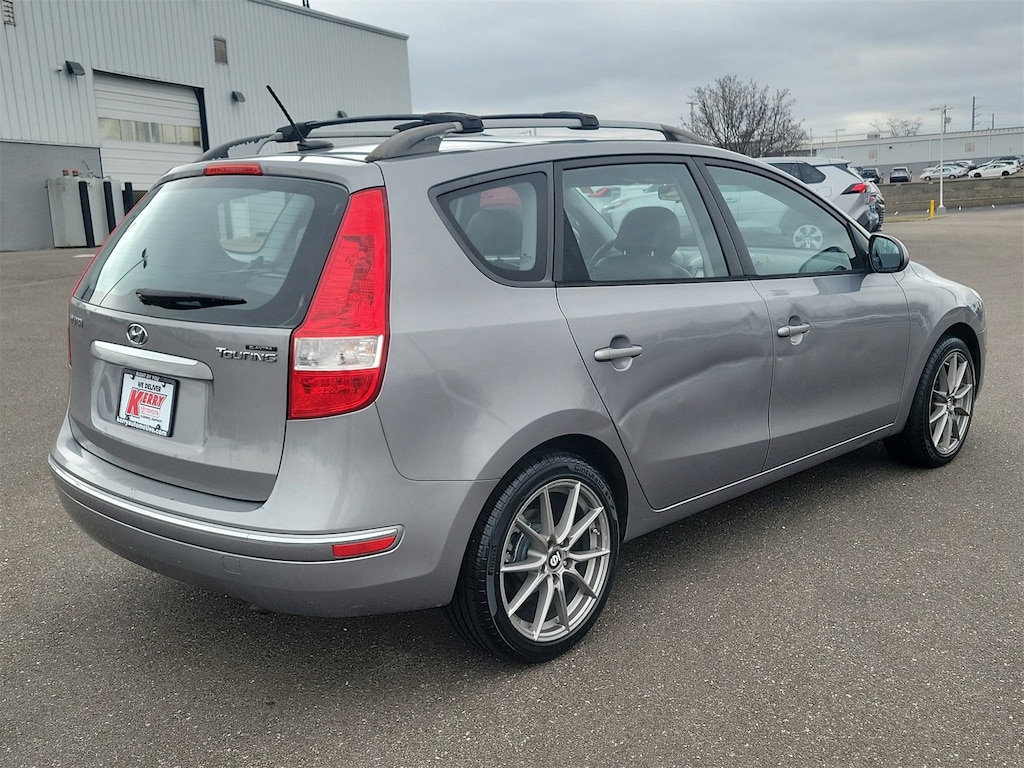 Used 2012 Hyundai Elantra Touring SE Hatchback