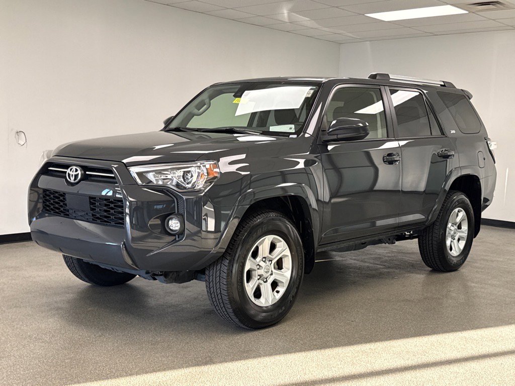 2024 Toyota 4Runner SR5 photo 2
