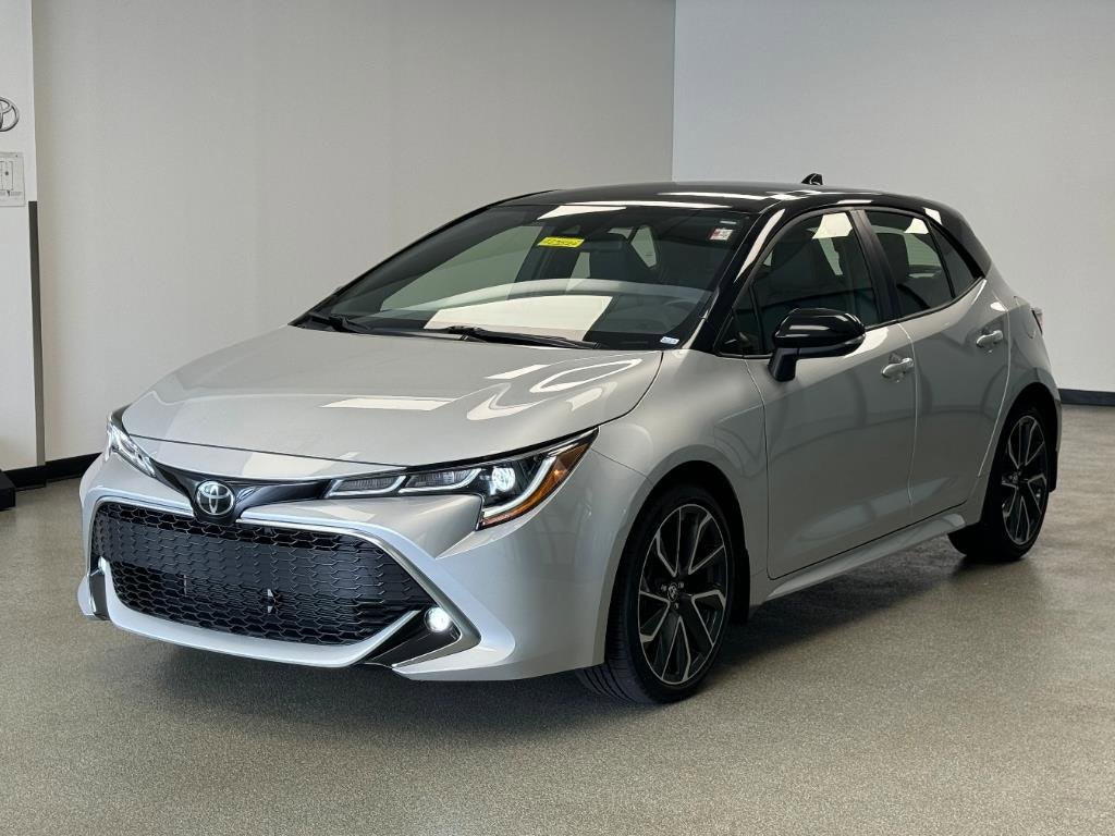 Certified 2022 Toyota Corolla Hatchback XSE with VIN JTNC4MBEXN3163953 for sale in Florence, KY