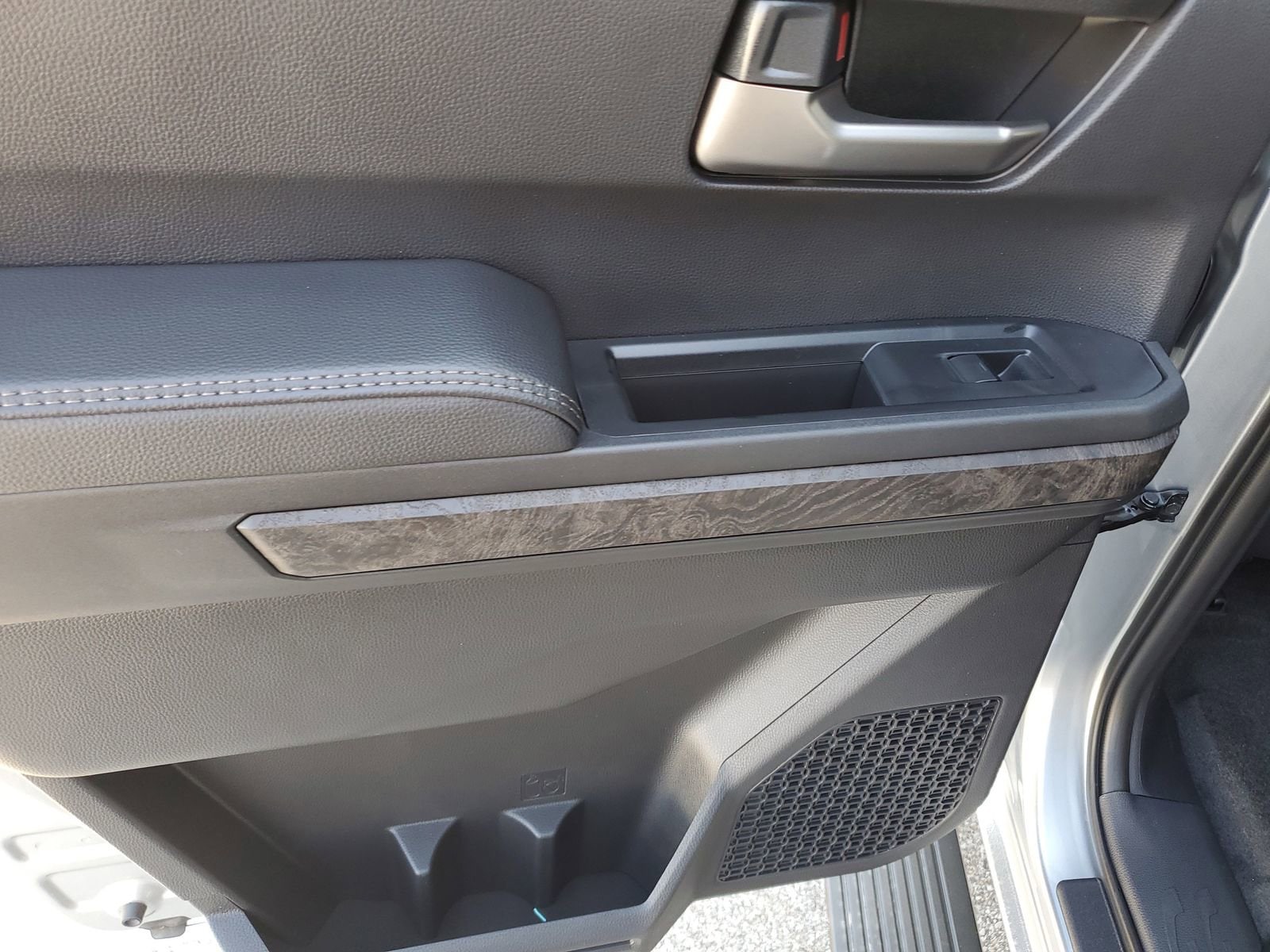 2026 Toyota Tacoma Limited - Photo 15