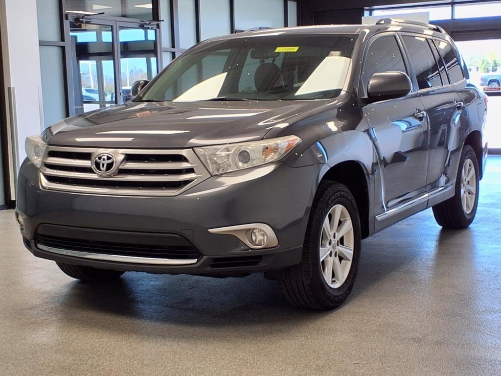 Used 2013 Toyota Highlander Plus with VIN 5TDZK3EH5DS125354 for sale in Florence, KY