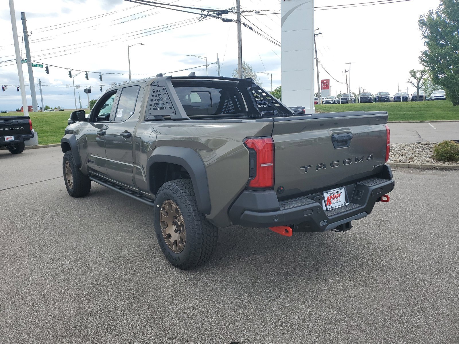 2026 Toyota Tacoma Trailhunter - Photo 3