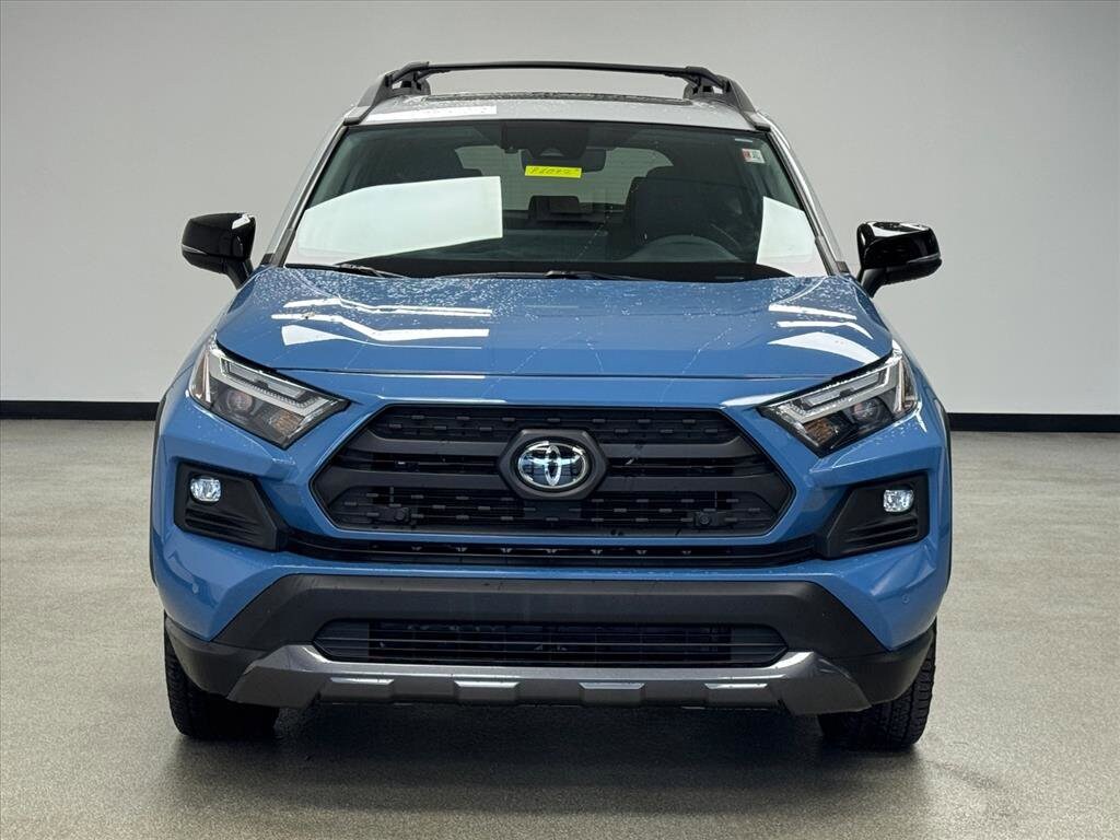 2023 Toyota RAV4 TRD photo 2