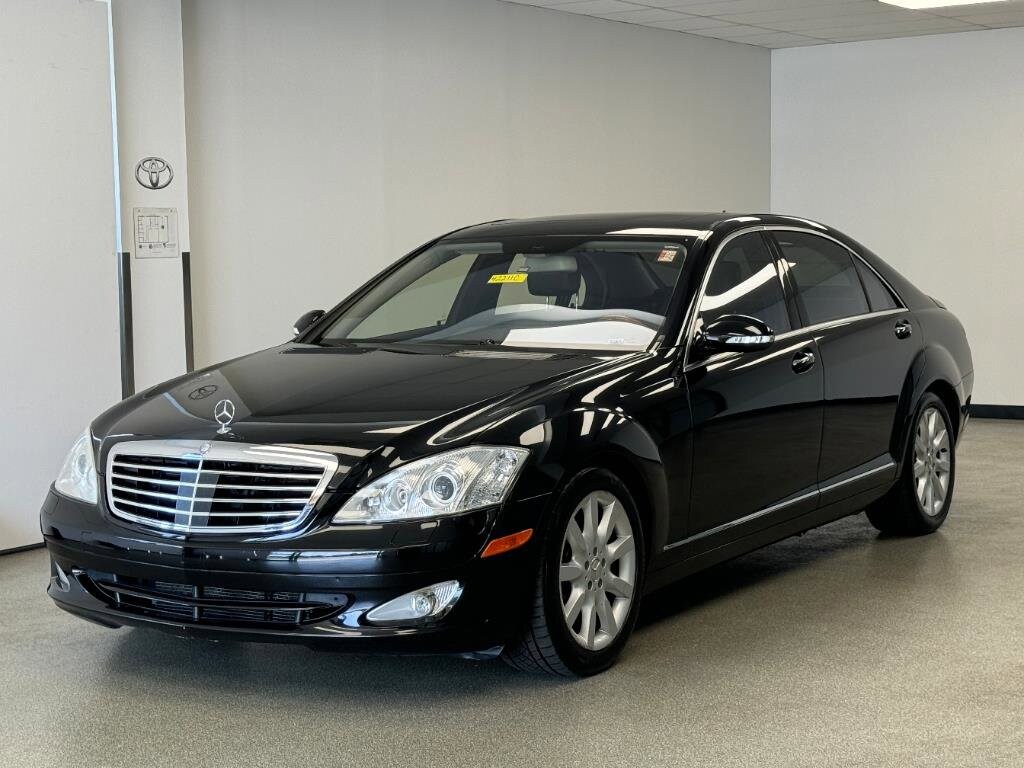 Used 2007 Mercedes-Benz S-Class S550 with VIN WDDNG86X07A108276 for sale in Florence, KY