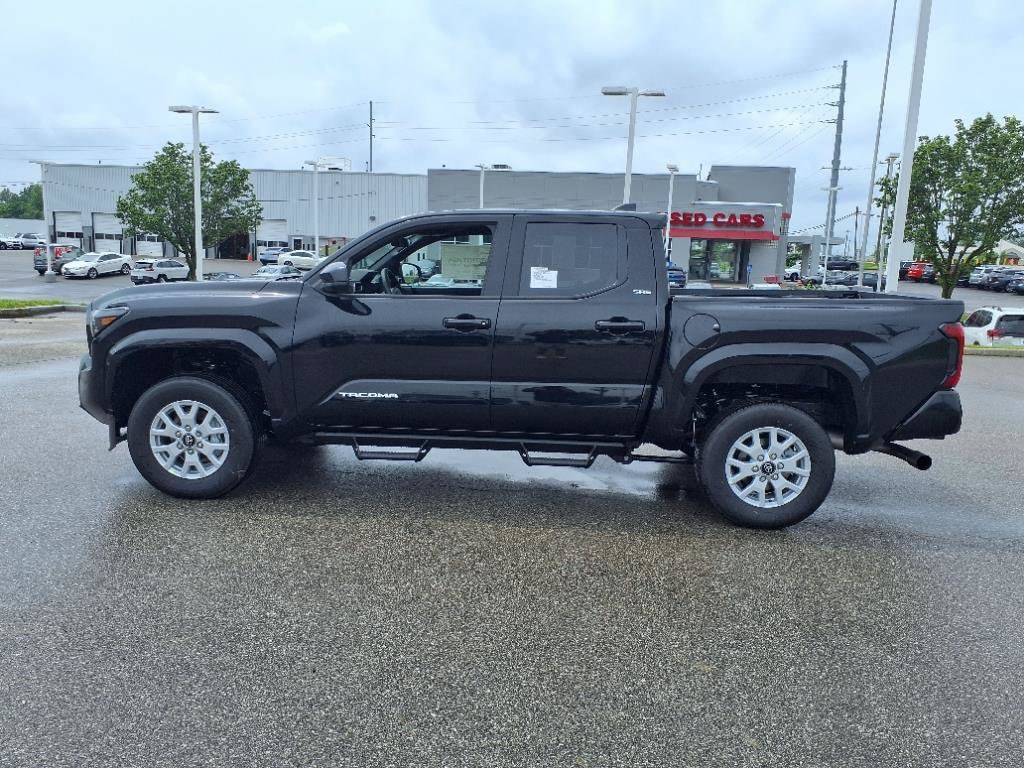 New 2025 Toyota Tacoma SR5 Truck