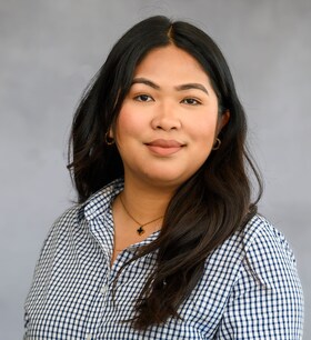 Staff member Karen Brito from ID_98b9ee