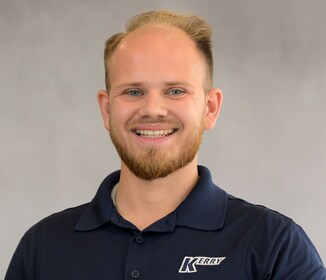 Staff member William "Cole" Sizemore from ID_424390