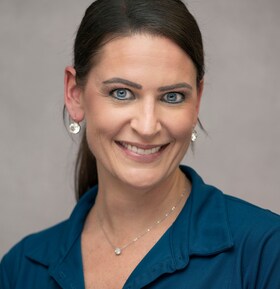 Staff member Kristen Rust from ID_d059a9