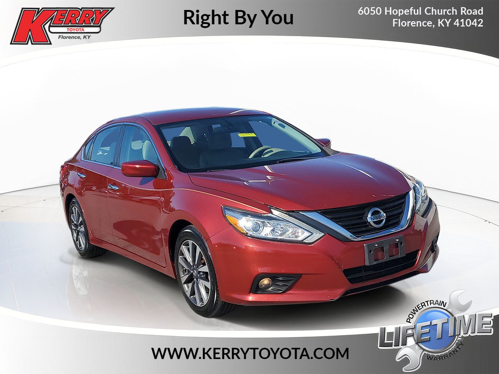 Used 2017 Nissan Altima SV with VIN 1N4AL3AP5HC204821 for sale in Florence, KY