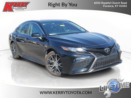 2024 Toyota Camry SE Sedan