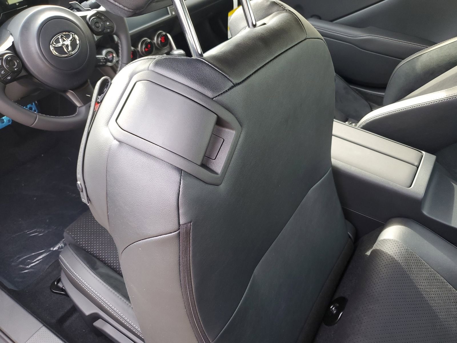 2026 Toyota GR86 Premium - Photo 13