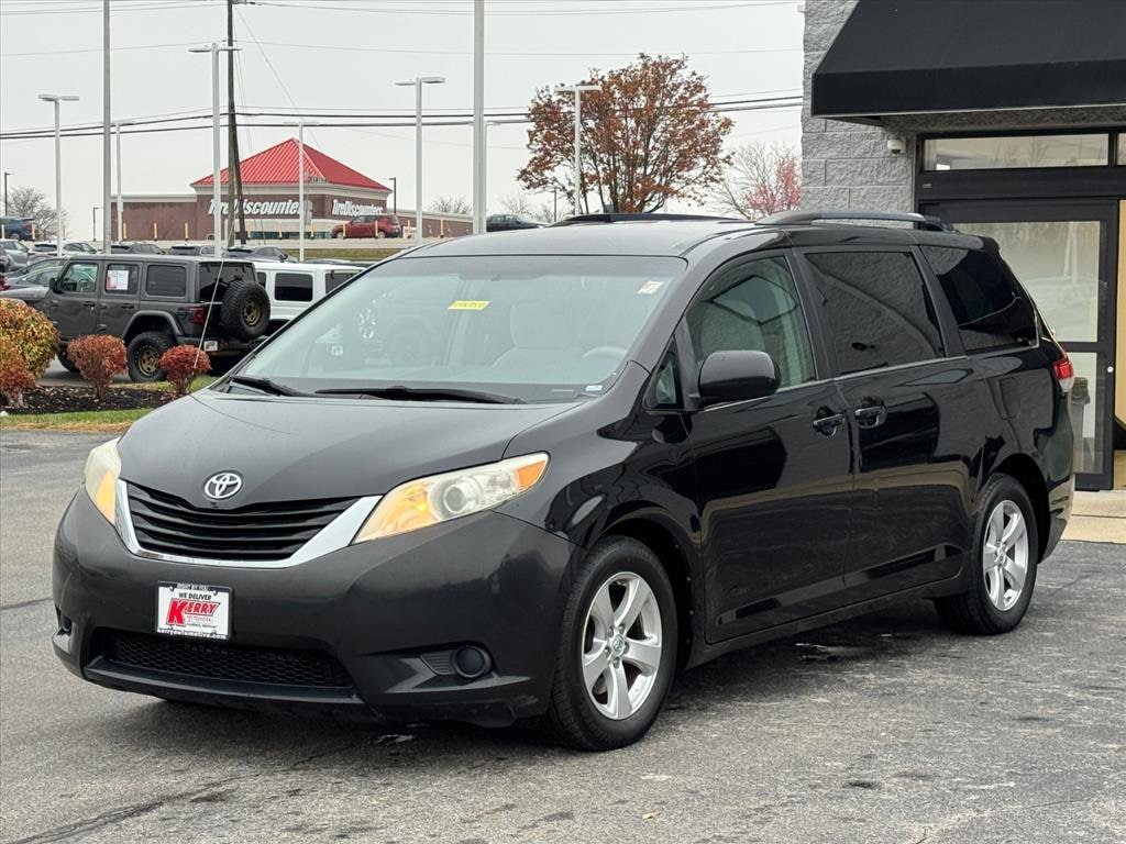 Used 2013 Toyota Sienna LE Van