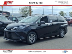 2025 Toyota Sienna XLE Van Passenger Van