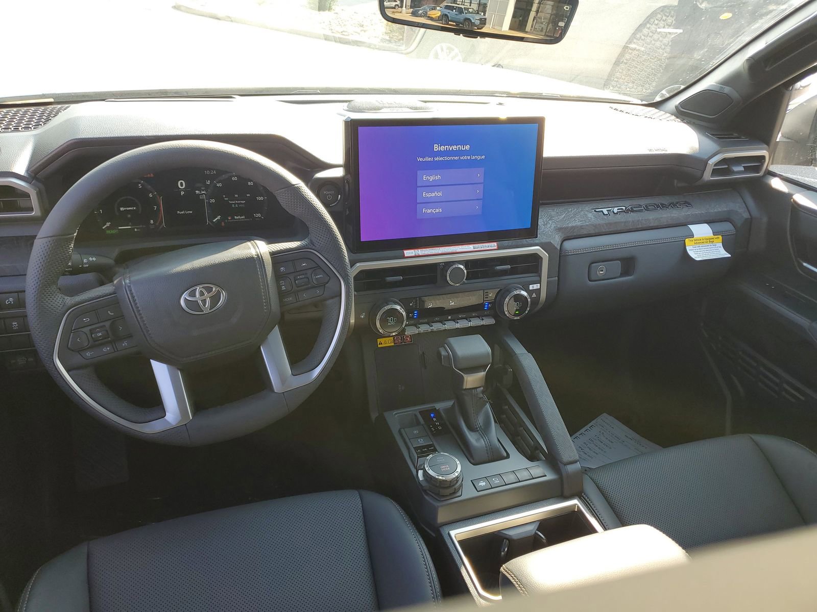 2026 Toyota Tacoma Limited - Photo 9
