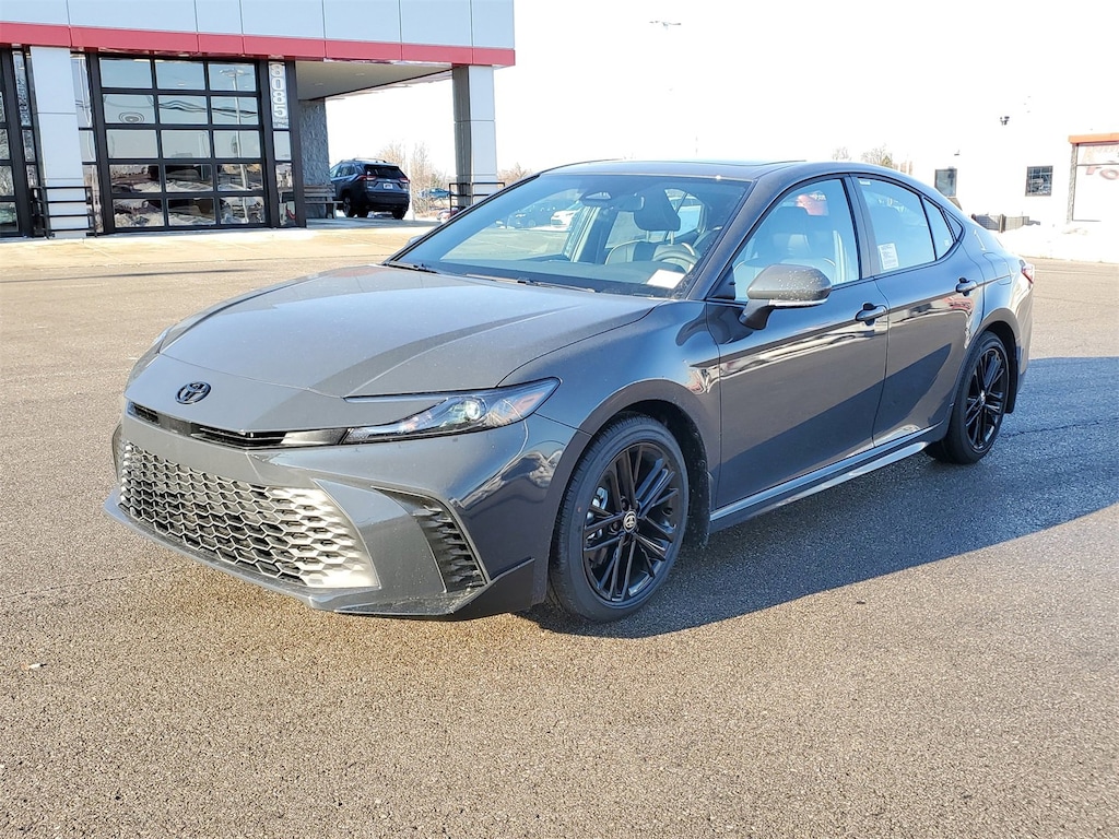 New 2026 Toyota Camry SE Sedan