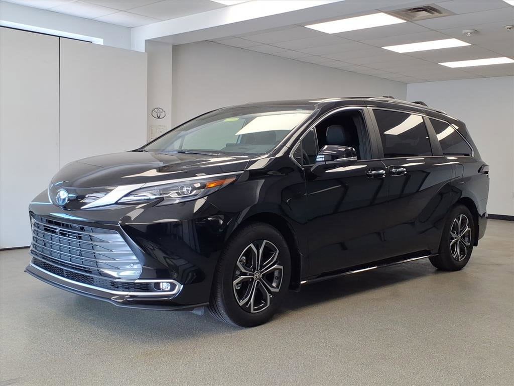 Certified 2025 Toyota Sienna Platinum Van Passenger Van