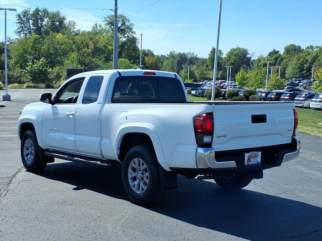 2018 Toyota Tacoma SR5 photo 4